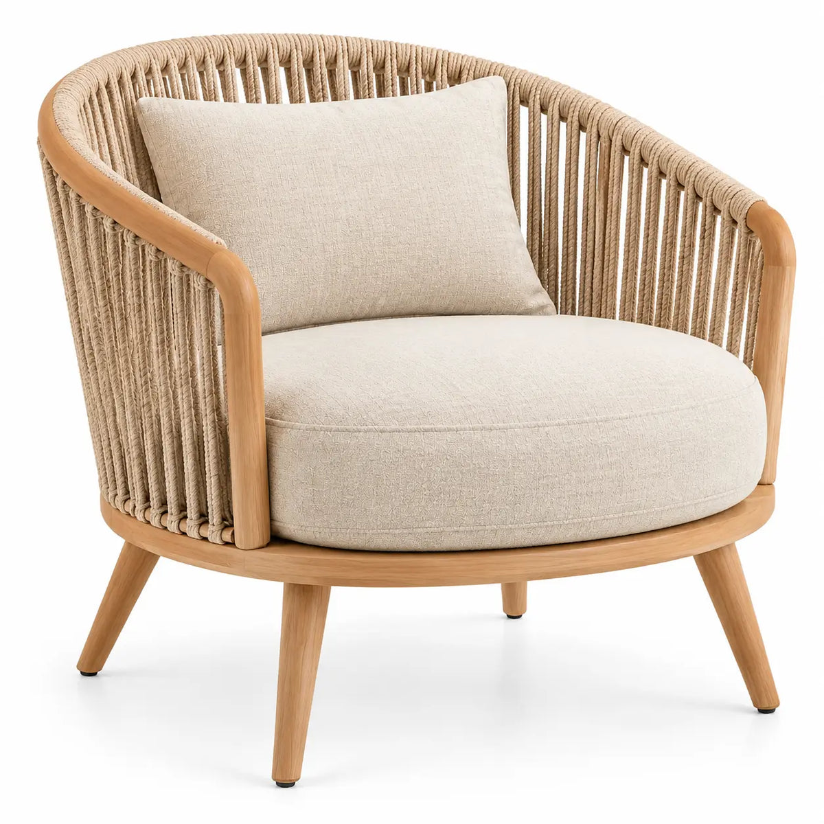 Sillón con estructura abierta con detalles de líneas verticales, beige y marrón